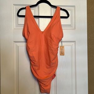 Women’s coral color bathing suit size 18W